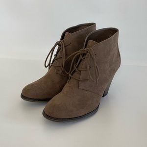 MIA, “Shayna” Taupe Suede Block Heel Lace-up Boot, Size 9